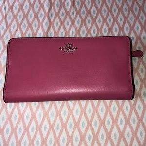 COACH pink wallet